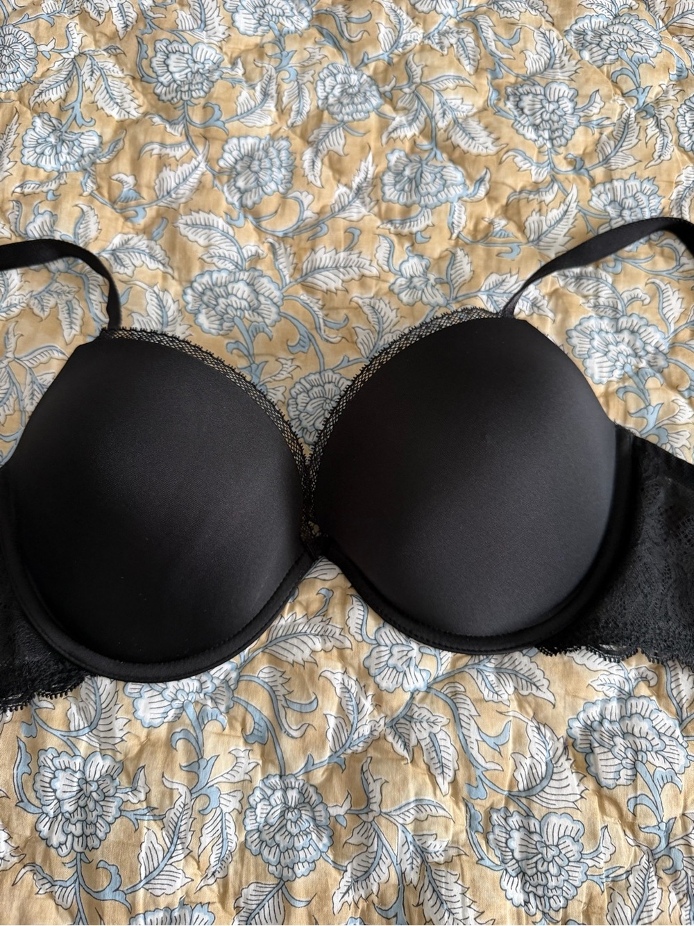 Calvin Klein Black Lace-Trim Molded Push Up Bra